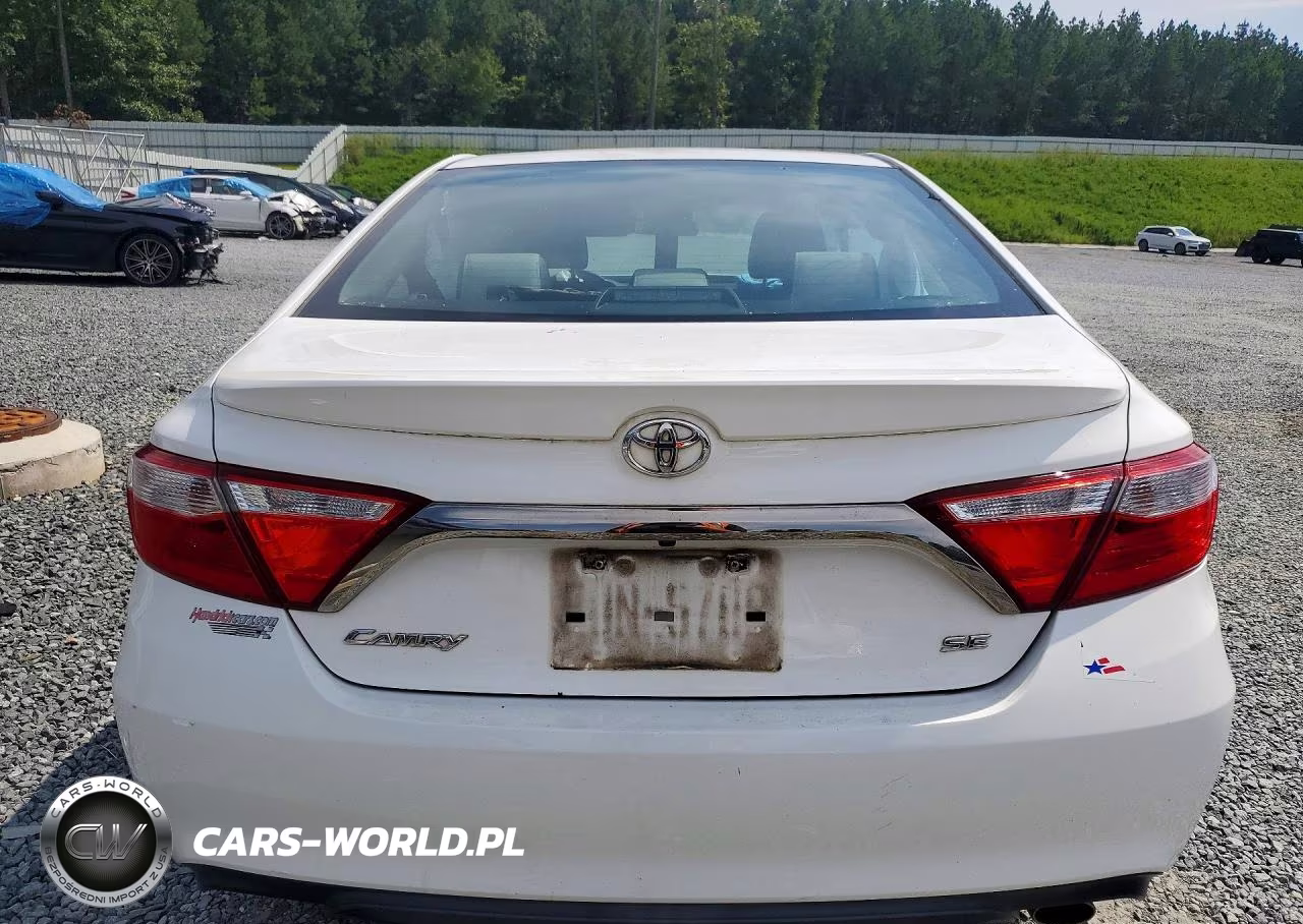 2016 Toyota Camry Se VIN:4T1BF1FK3GU185990 - 12