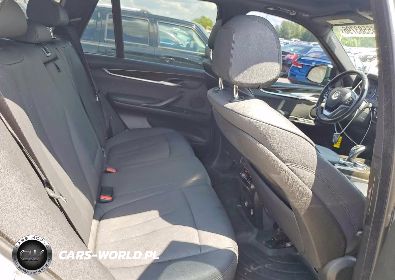 2018 BMW X5 xDrive35I VIN:5UXKR0C59J0X87536 - 11