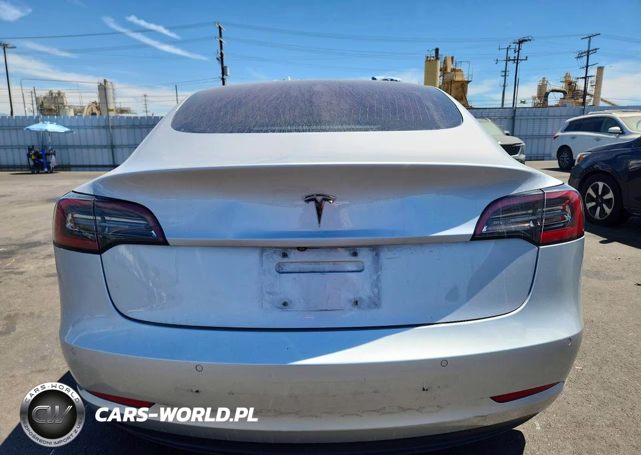 2018 Tesla Model 3 VIN:5YJ3E1EA0JF050132 - 6