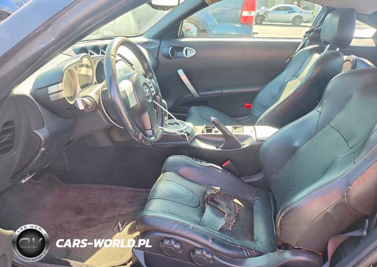 2004 Nissan 350Z Base VIN:JN1AZ34EX4T064152 - 7