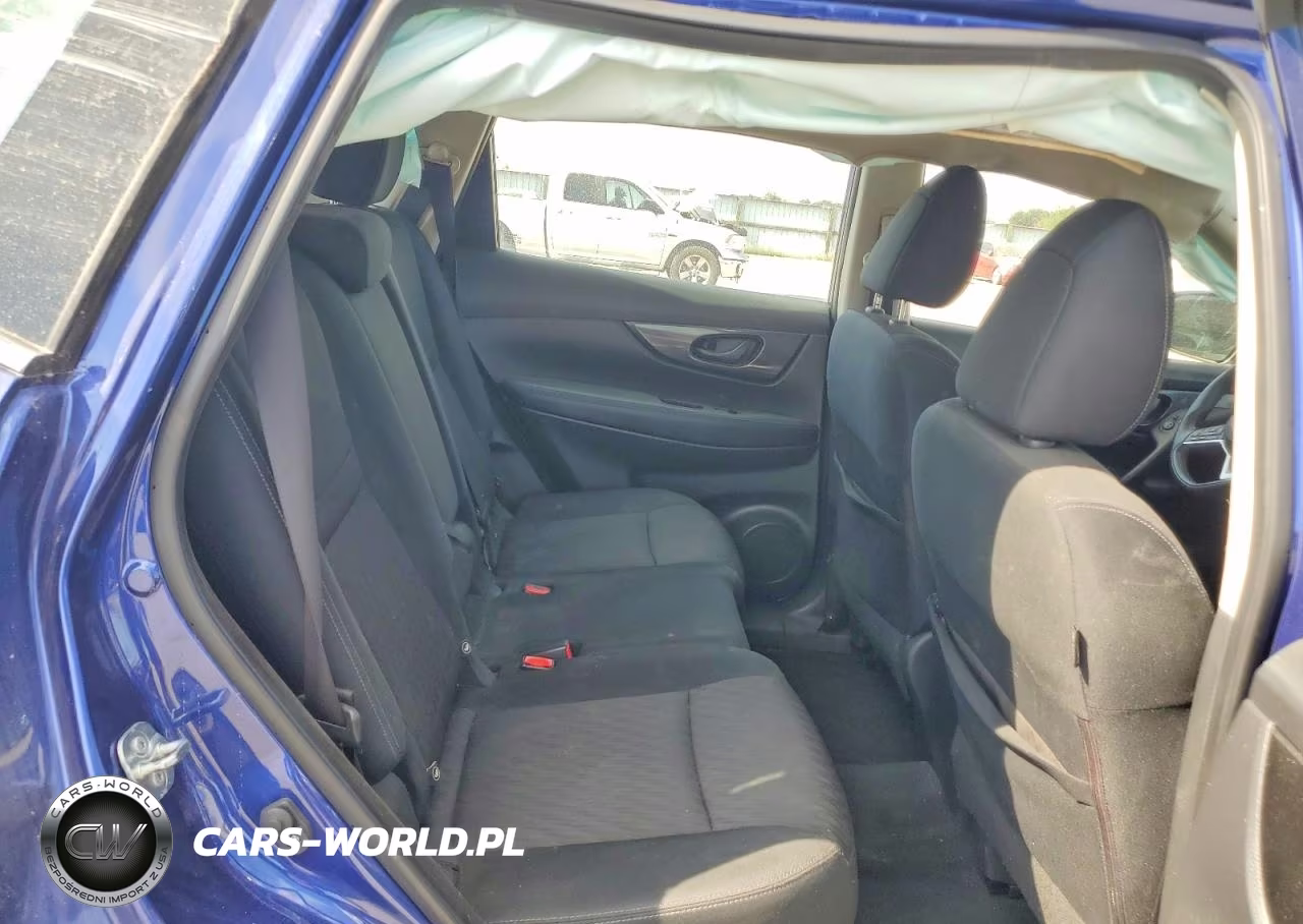 2019 Nissan Rogue S VIN:KNMAT2MV0KP512963 - 11