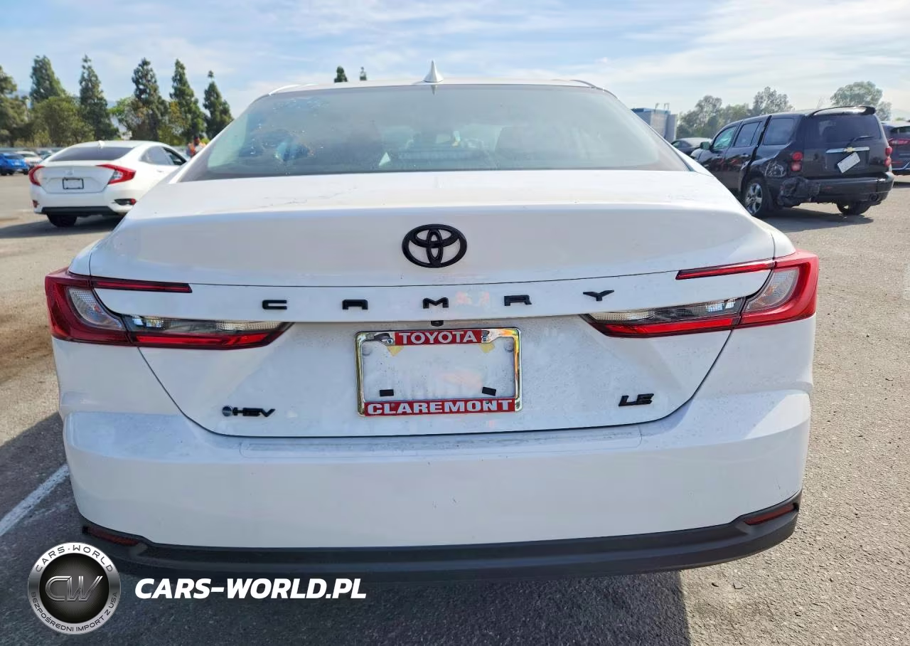 2025 Toyota Camry Le VIN:4T1DAACKXSU564795 - 6