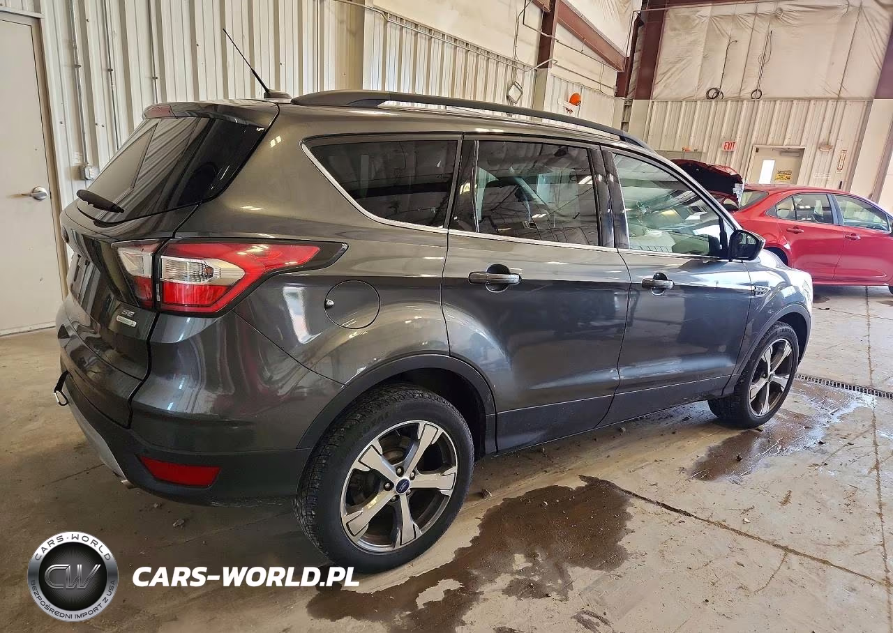 2017 Ford Escape Se VIN:1FMCU0GD2HUB20604 - 3
