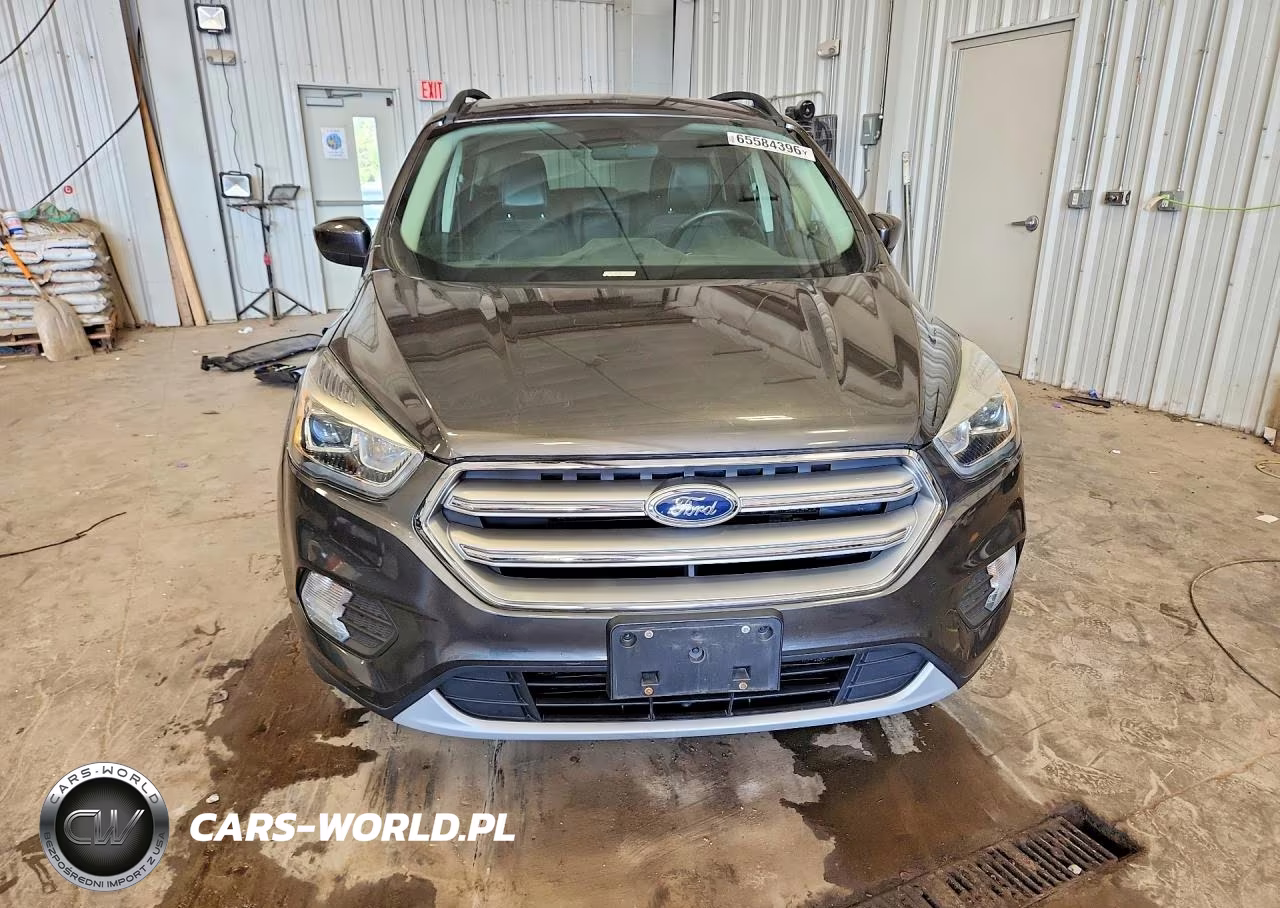 2017 Ford Escape Se VIN:1FMCU0GD2HUB20604 - 5
