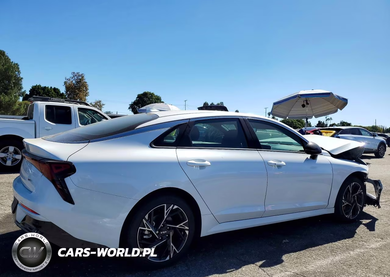 2025 Kia K5 Gt Line VIN:KNAG64J70S5389158 - 3