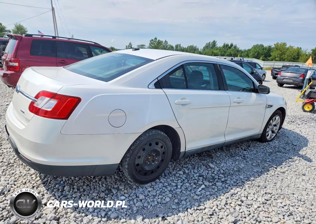 2010 Ford Taurus Sel VIN:1FAHP2EW6AG141709 - 3
