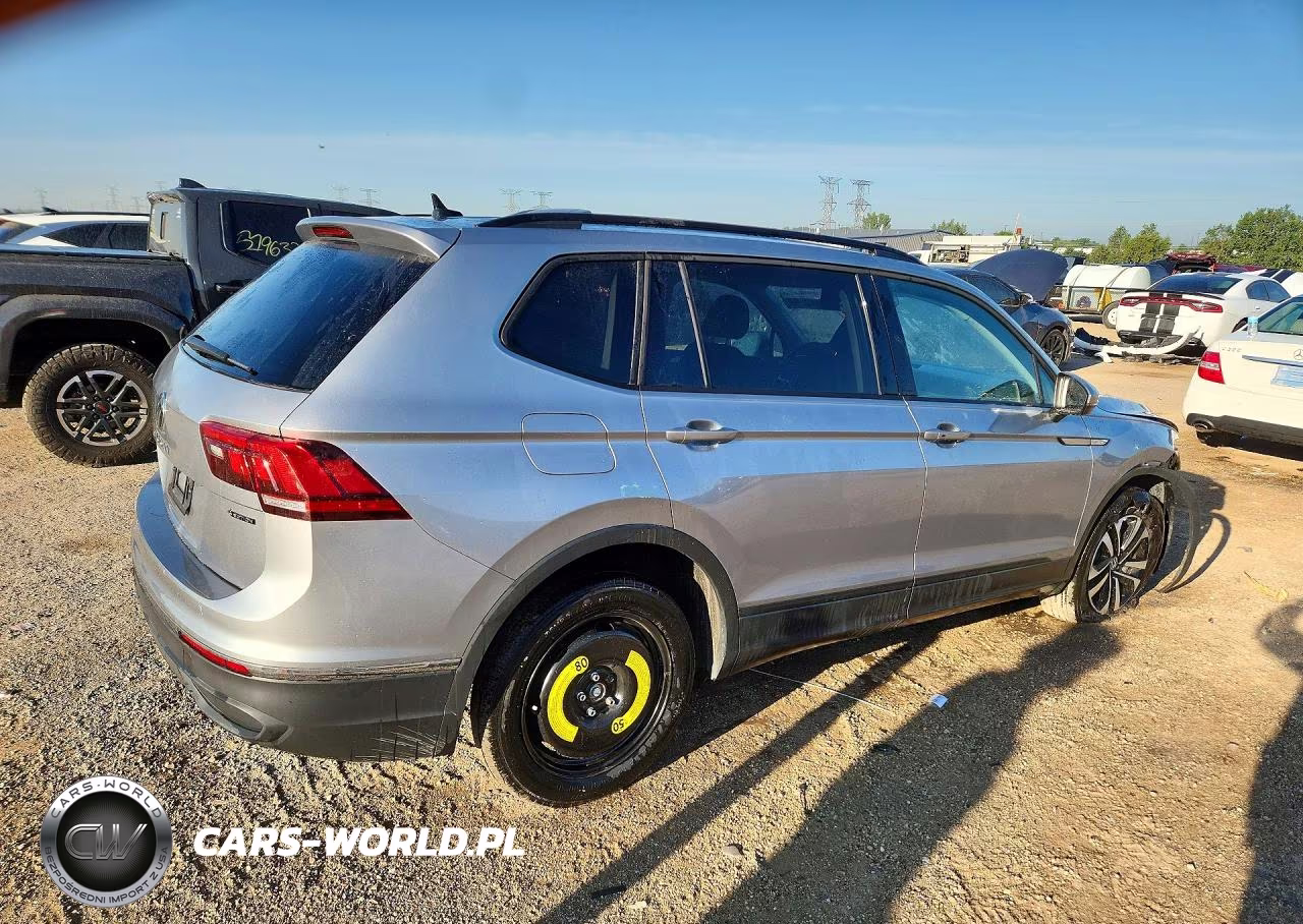 2024 Volkswagen Tiguan S VIN:3VVFB7AX1RM107546 - 3