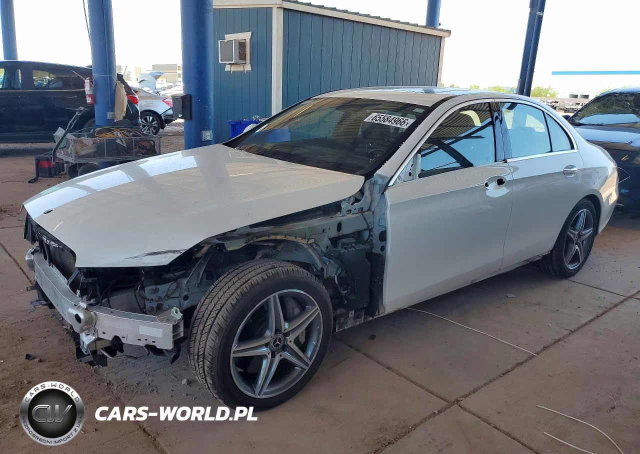 2019 Mercedes-Benz E 300 – zdjęcie 1 z 13