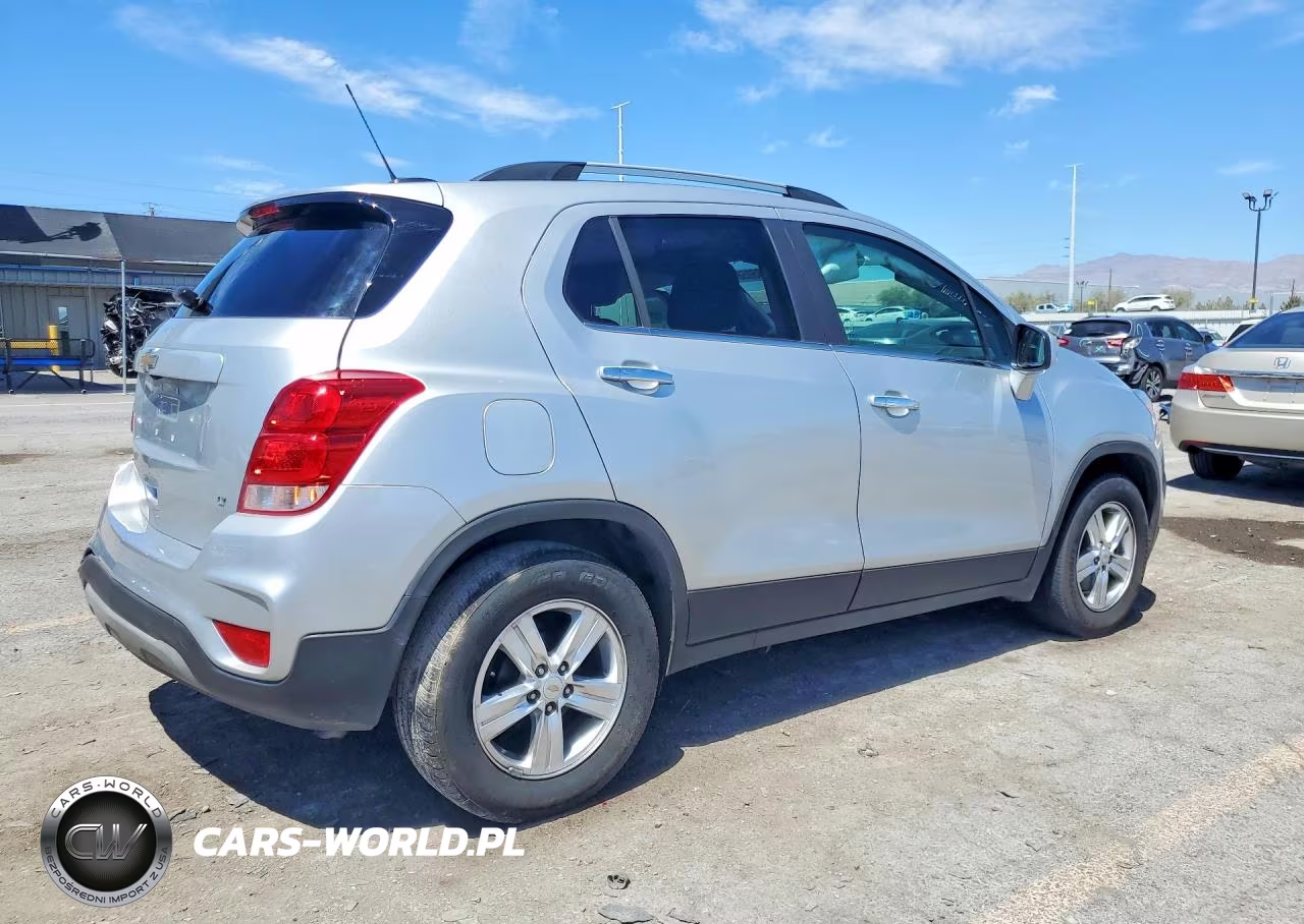 2018 Chevrolet Trax 1Lt VIN:KL7CJLSB2JB617171 - 3