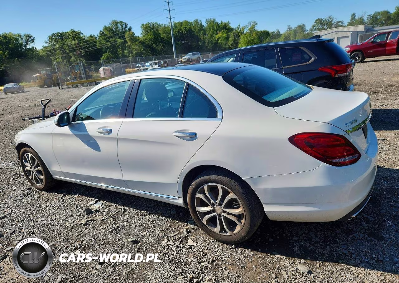 2015 Mercedes-Benz C 300 4Matic VIN:55SWF4KB8FU024750 - 2