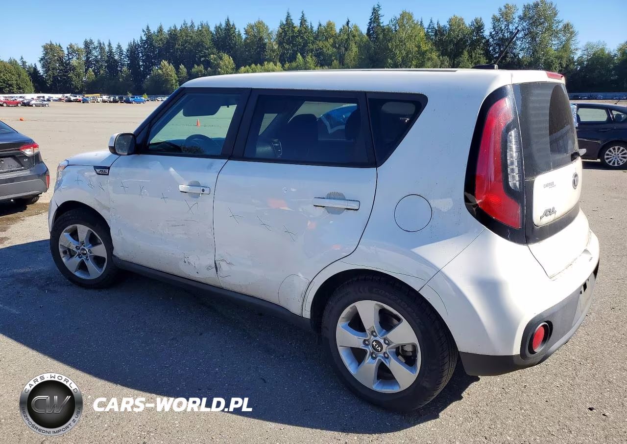 2018 Kia Soul Base VIN:KNDJN2A20J7532424 - 2