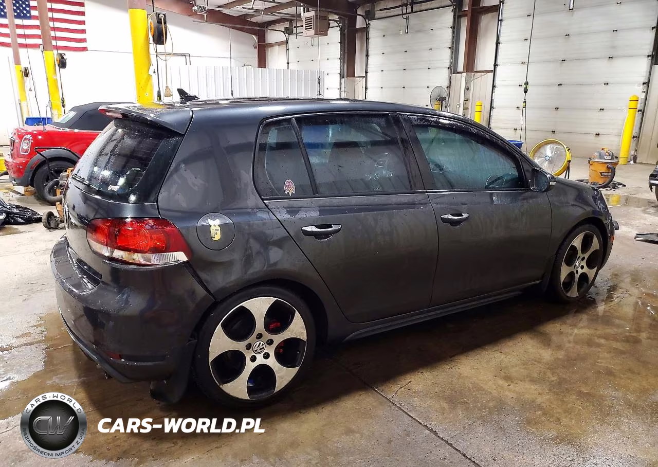 2011 Volkswagen Gti VIN:WVWHV7AJ8BW314743 - 3