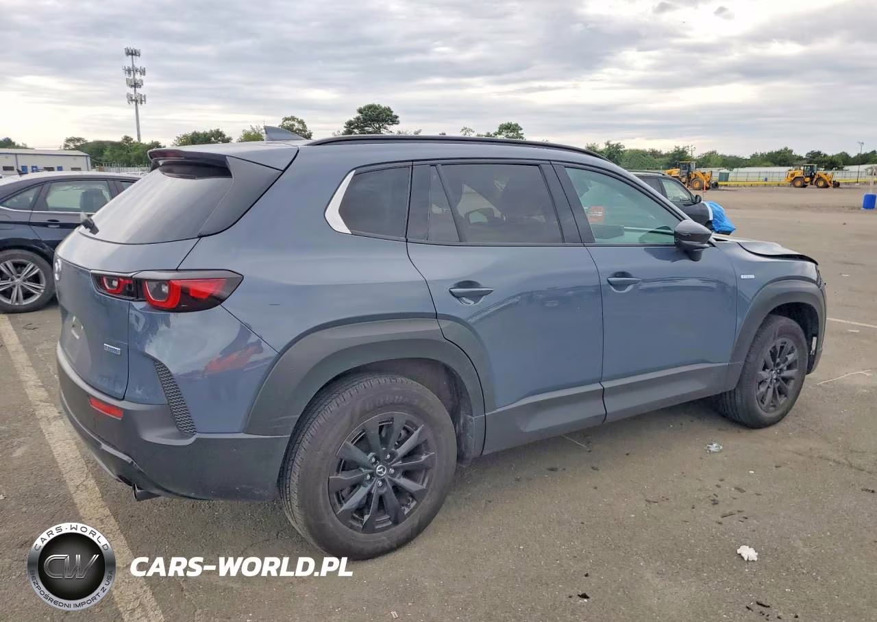 2025 Mazda Cx-50 Premium VIN:7MMVAADW6SN106630 - 3