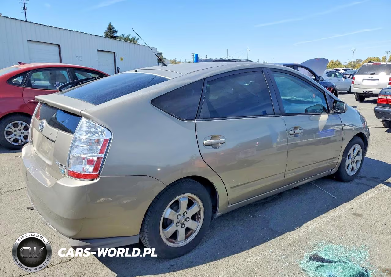 2008 Toyt Prius VIN:JTDKB20UX83375017 - 3