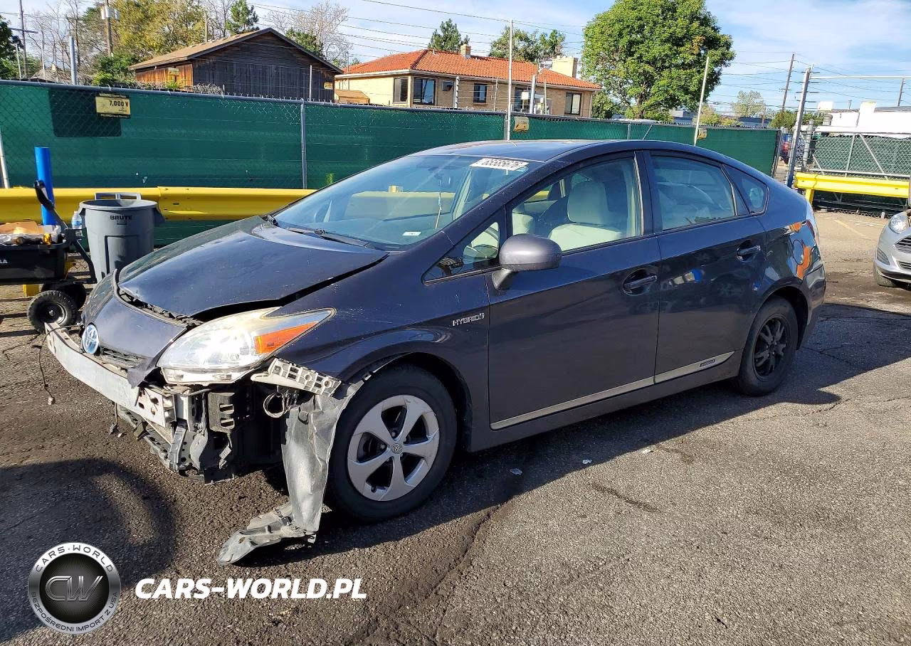 2014 Toyota Prius Two – zdjęcie 1 z 13