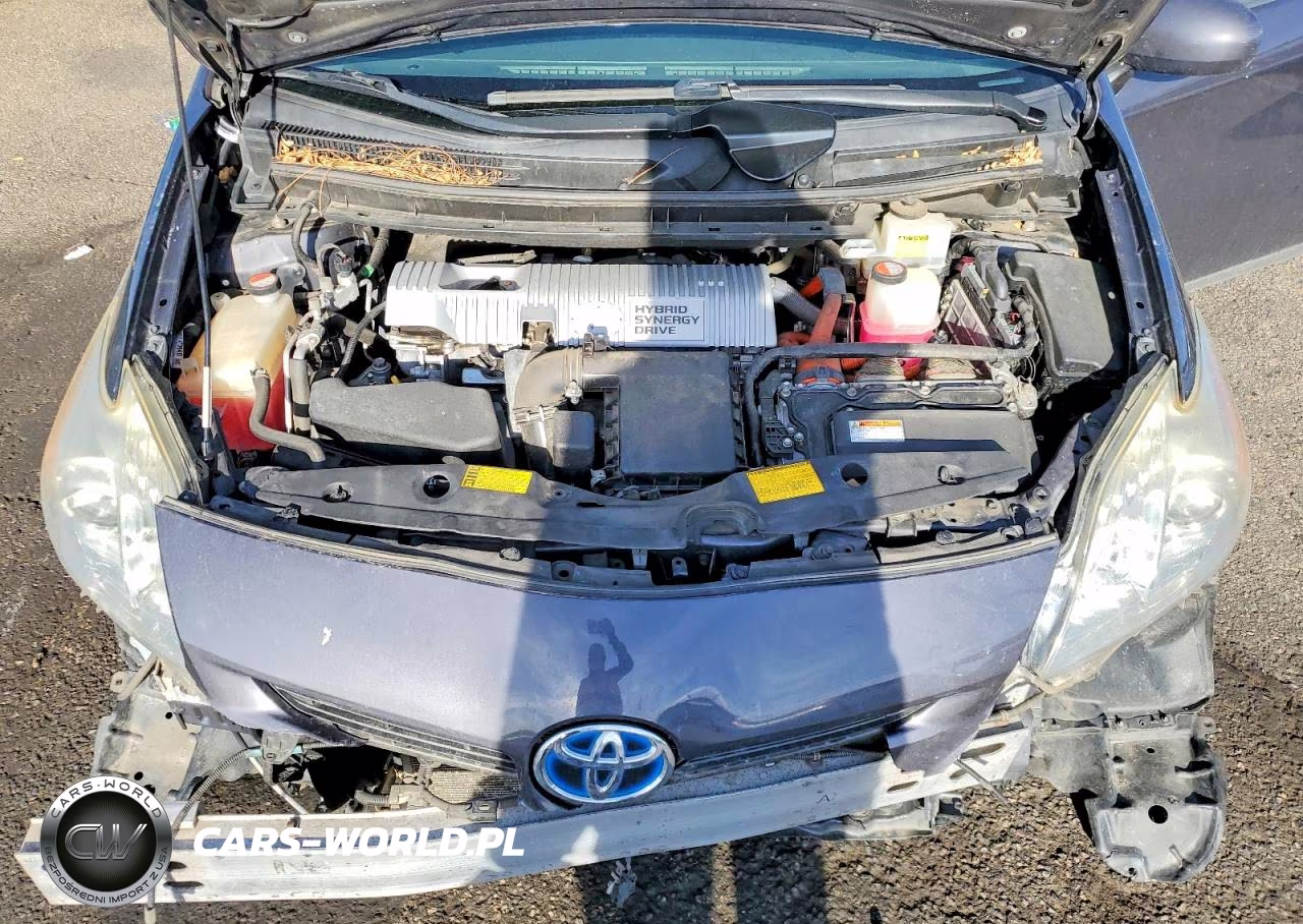 2014 Toyota Prius Two VIN:JTDKN3DU2E0385383 - 11