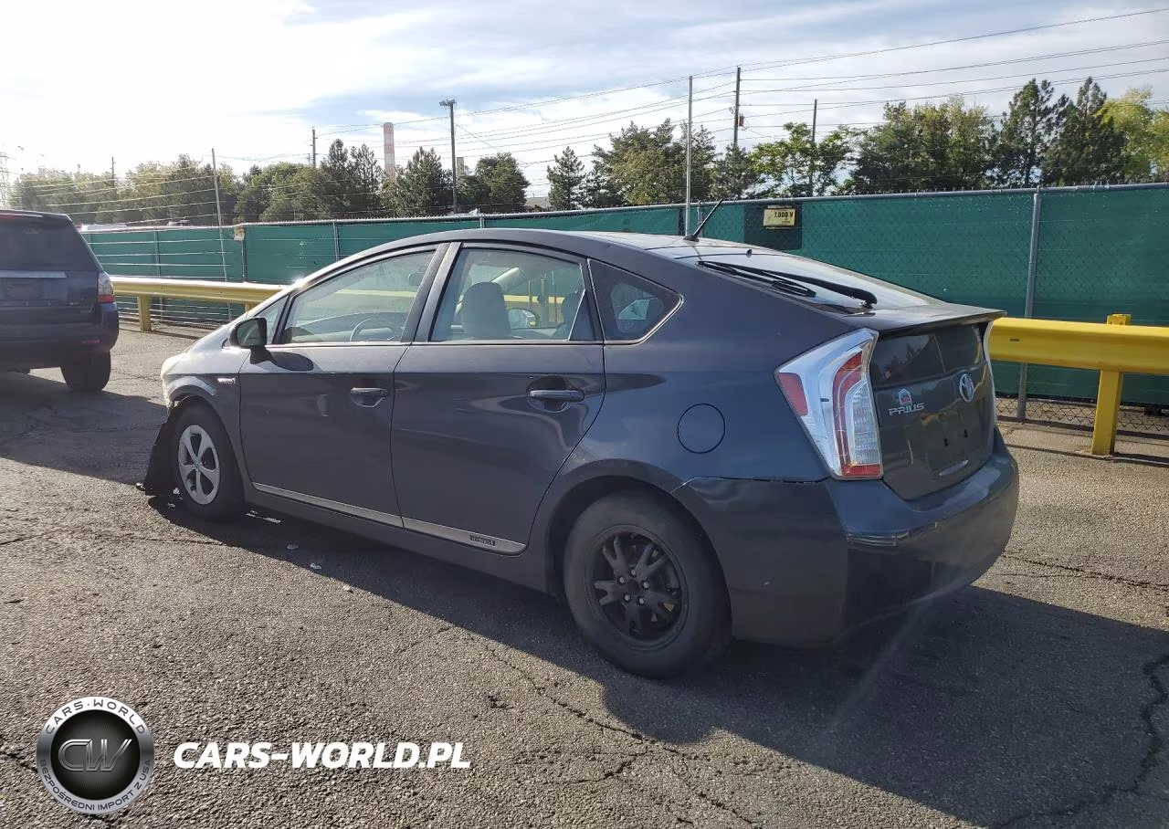 2014 Toyota Prius Two VIN:JTDKN3DU2E0385383 - 2
