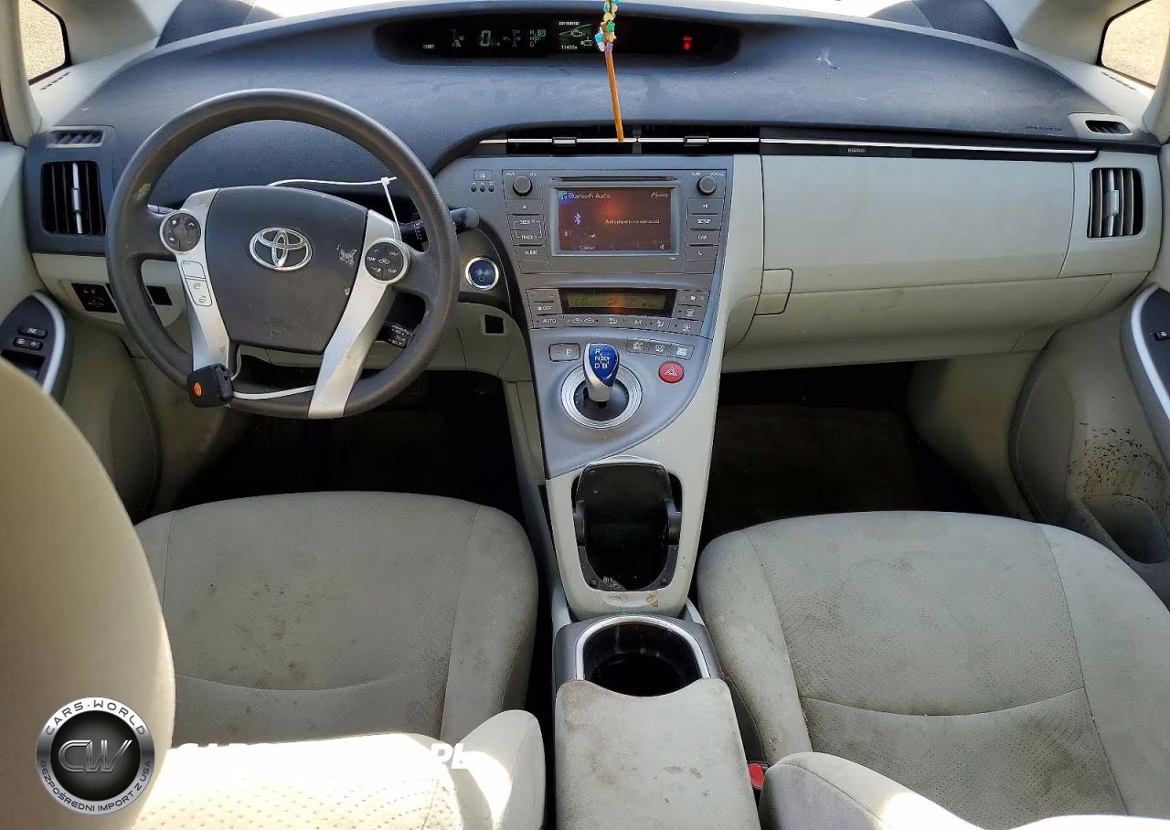 2014 Toyota Prius Two VIN:JTDKN3DU2E0385383 - 8