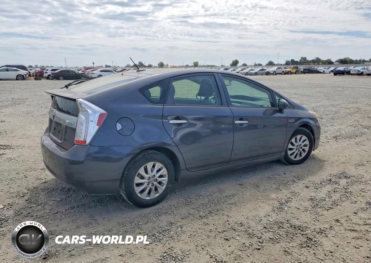 2014 Toyota Prius Plug-In Hybrid Base VIN:JTDKN3DP7E3063864 - 3