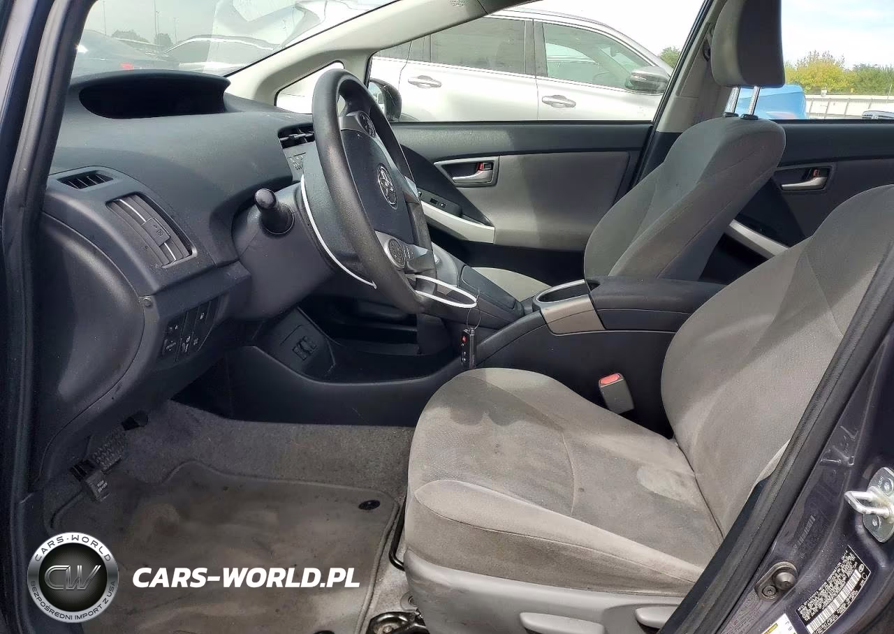 2014 Toyota Prius Plug-In Hybrid Base VIN:JTDKN3DP7E3063864 - 7