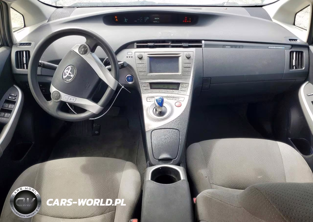 2014 Toyota Prius Plug-In Hybrid Base VIN:JTDKN3DP7E3063864 - 8