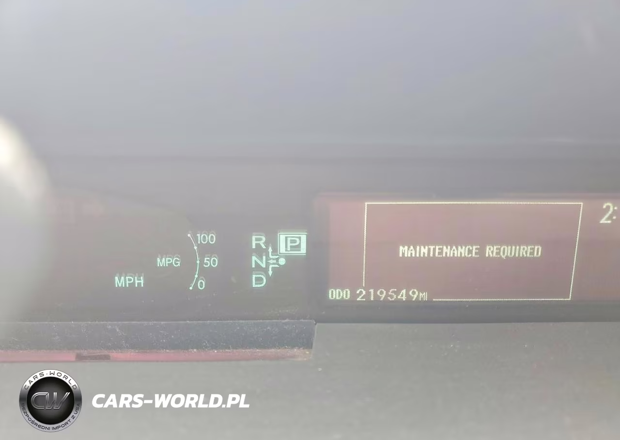 2014 Toyota Prius Plug-In Hybrid Base VIN:JTDKN3DP7E3063864 - 9