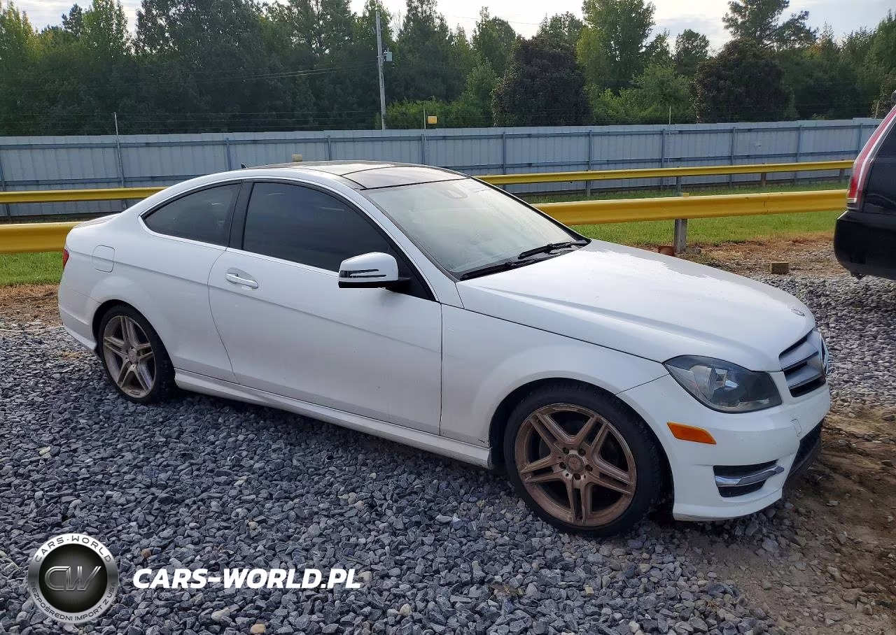 2013 Mercedes-Benz C 250 VIN:WDDGJ4HB3DF956395 - 4