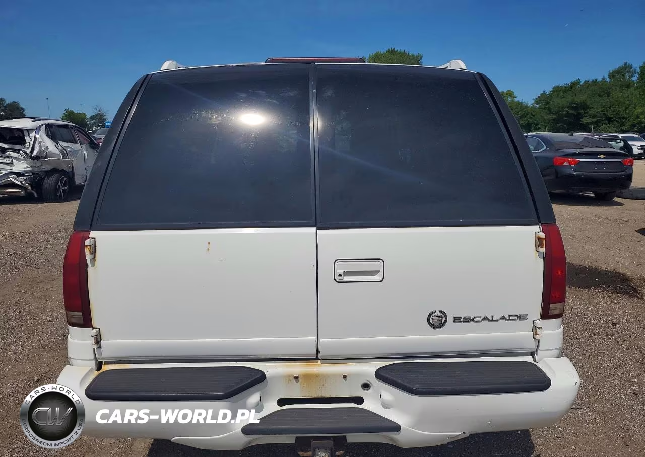 2000 Cadillac Escalade Luxury VIN:1GYEK63R0YR230359 - 6