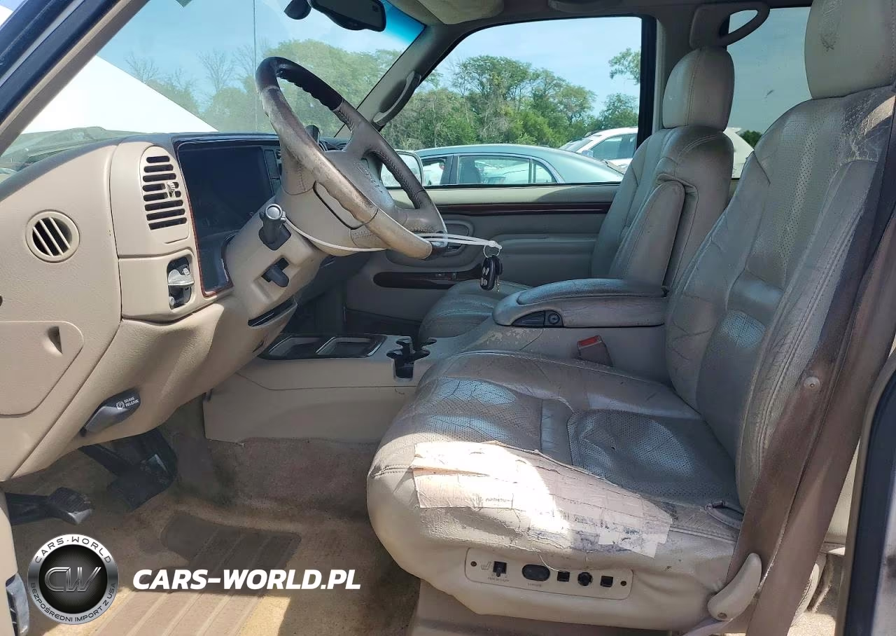 2000 Cadillac Escalade Luxury VIN:1GYEK63R0YR230359 - 7