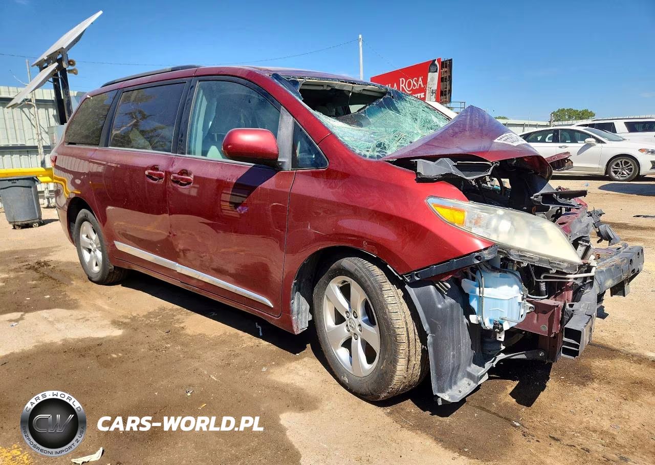 2017 Toyota Sienna Le VIN:5TDKZ3DC4HS896557 - 4