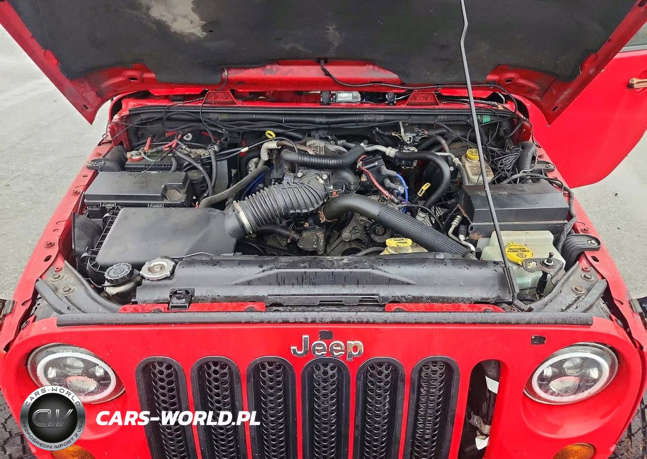 2011 Jeep Wrangler Unlimited Sahara VIN:1J4BA5H15BL638496 - 12