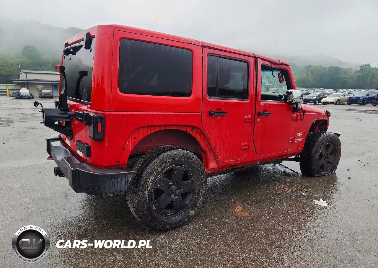 2011 Jeep Wrangler Unlimited Sahara VIN:1J4BA5H15BL638496 - 3