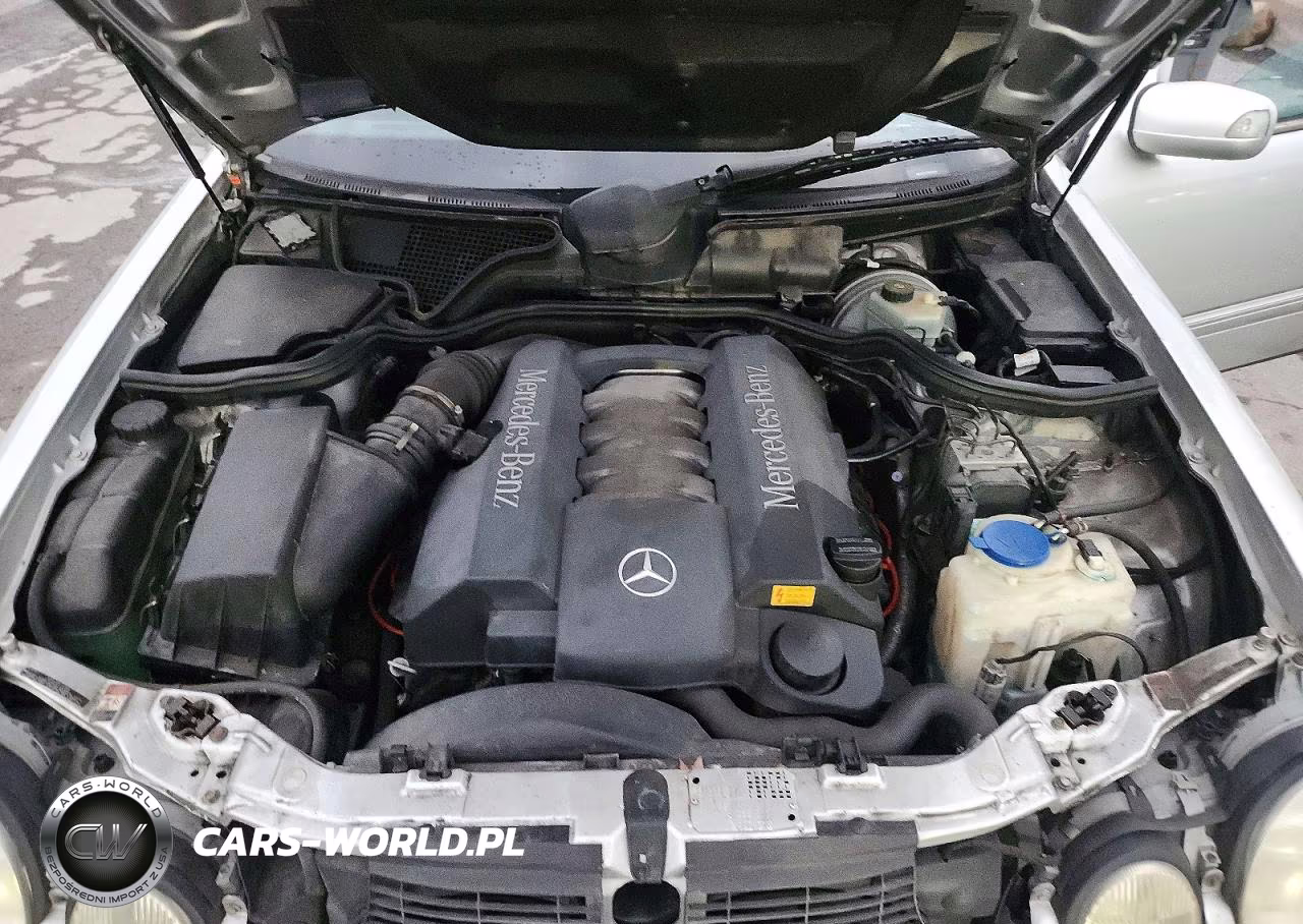2000 Mercedes-Benz E 430 VIN:WDBJF70J7YB065964 - 11