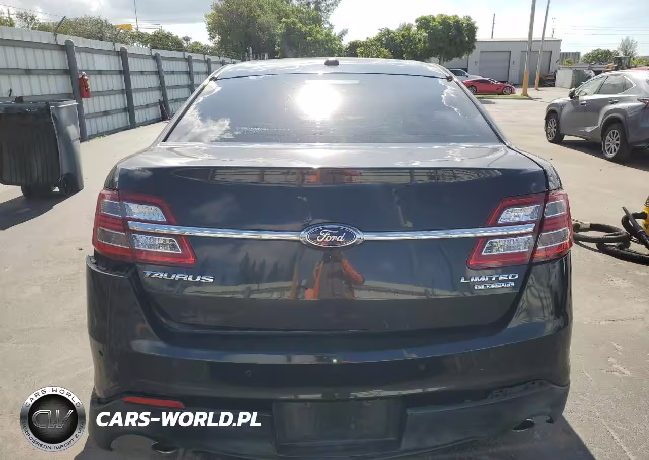 2015 Ford Taurus Limited VIN:1FAHP2F87FG134310 - 6