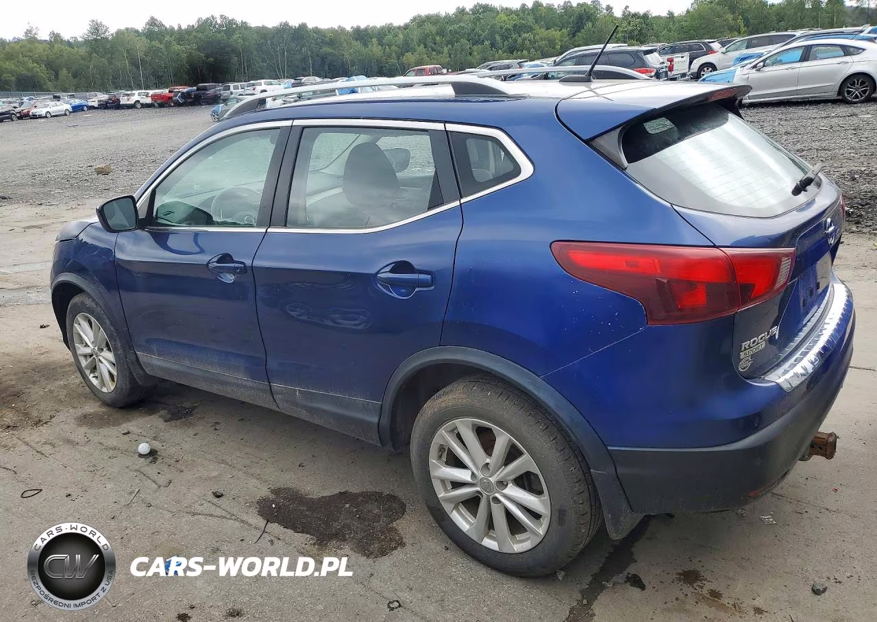 2018 Nissan Rogue Sport S VIN:JN1BJ1CR7JW293886 - 2