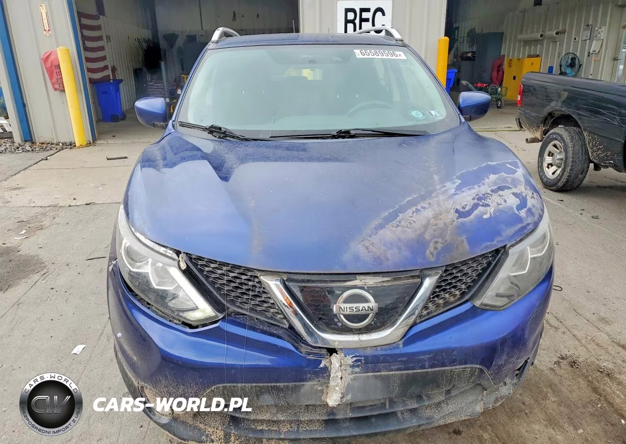 2018 Nissan Rogue Sport S VIN:JN1BJ1CR7JW293886 - 5