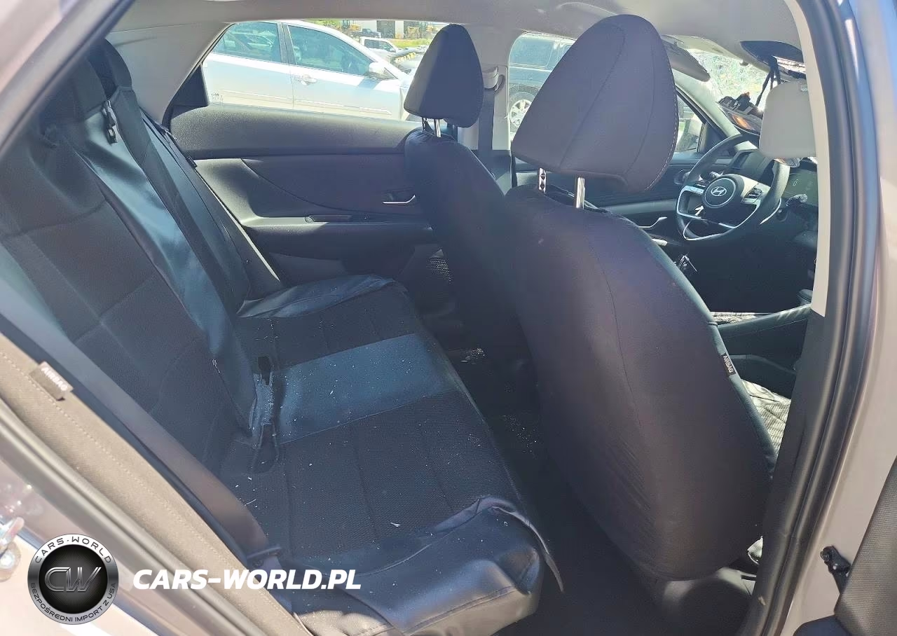 2025 Hyundai Elantra Hybrid Blue VIN:KMHLM4DJ1SU168801 - 10