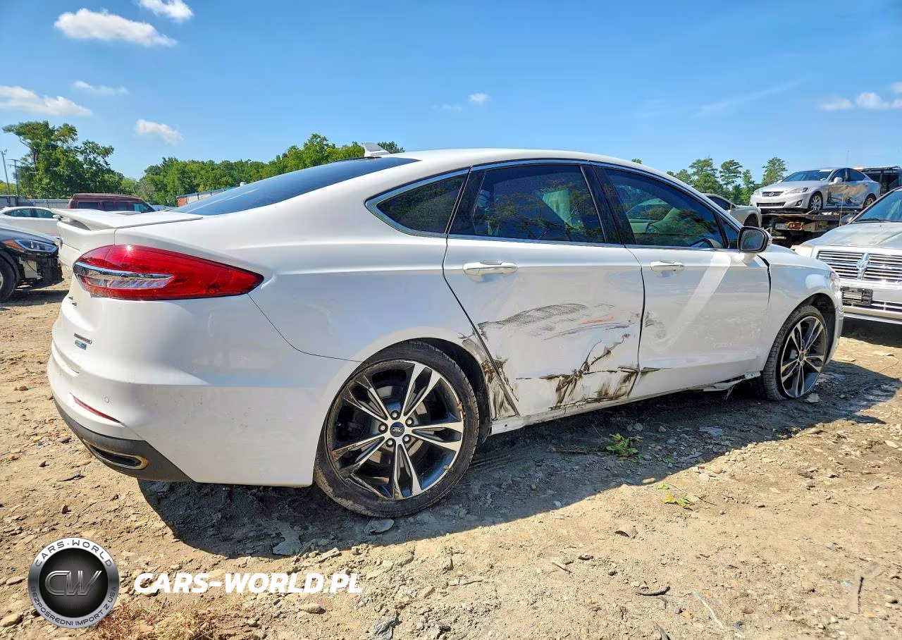 2019 Ford Fusion Titanium VIN:3FA6P0D97KR128825 - 3