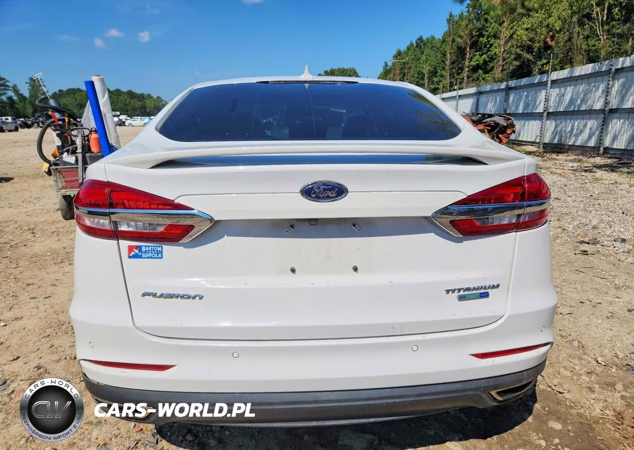 2019 Ford Fusion Titanium VIN:3FA6P0D97KR128825 - 6