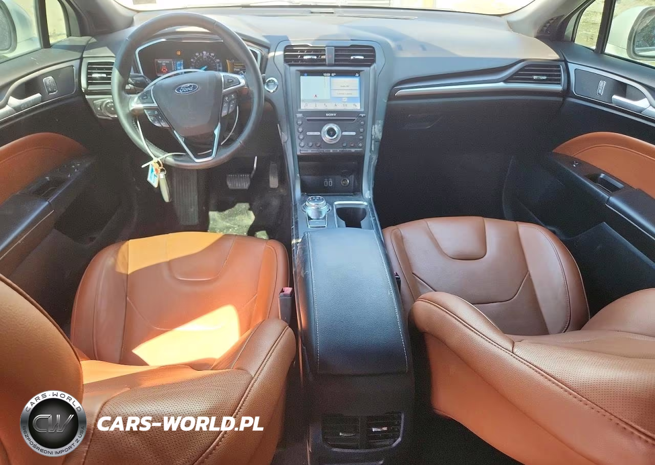 2019 Ford Fusion Titanium VIN:3FA6P0D97KR128825 - 8