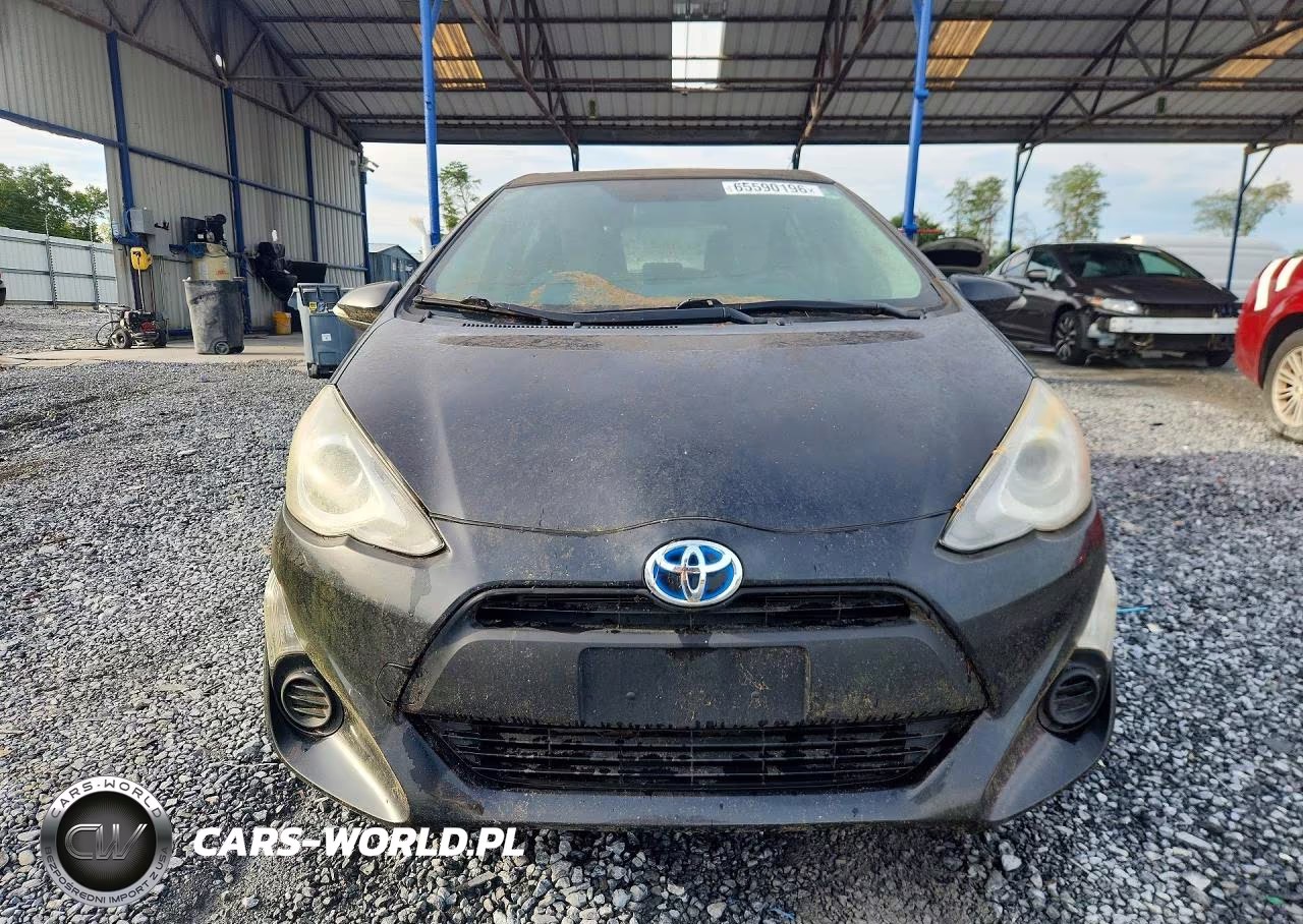 2015 Toyota Prius C One VIN:JTDKDTB3XF1108747 - 5