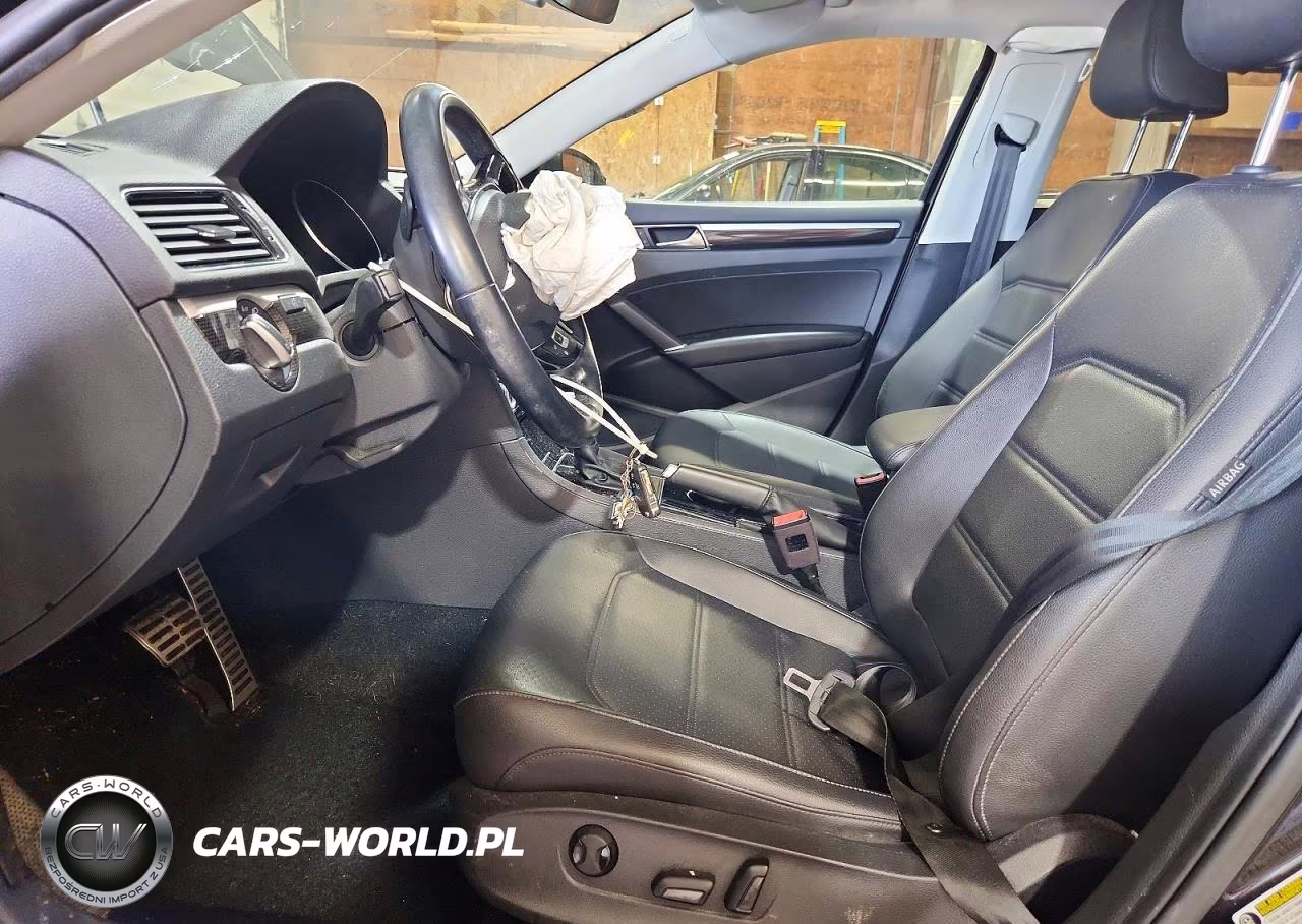 2019 Volkswagen Passat Se R-Line VIN:1VWMA7A36KC010496 - 7