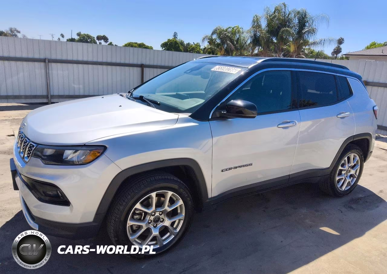 2025 Jeep Compass Limited – zdjęcie 1 z 14