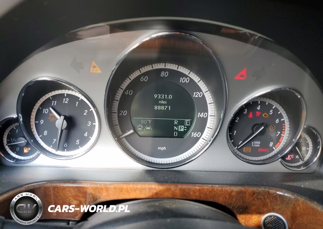 2011 Mercedes-Benz E 550 4Matic VIN:WDDHF9ABXBA473042 - 9