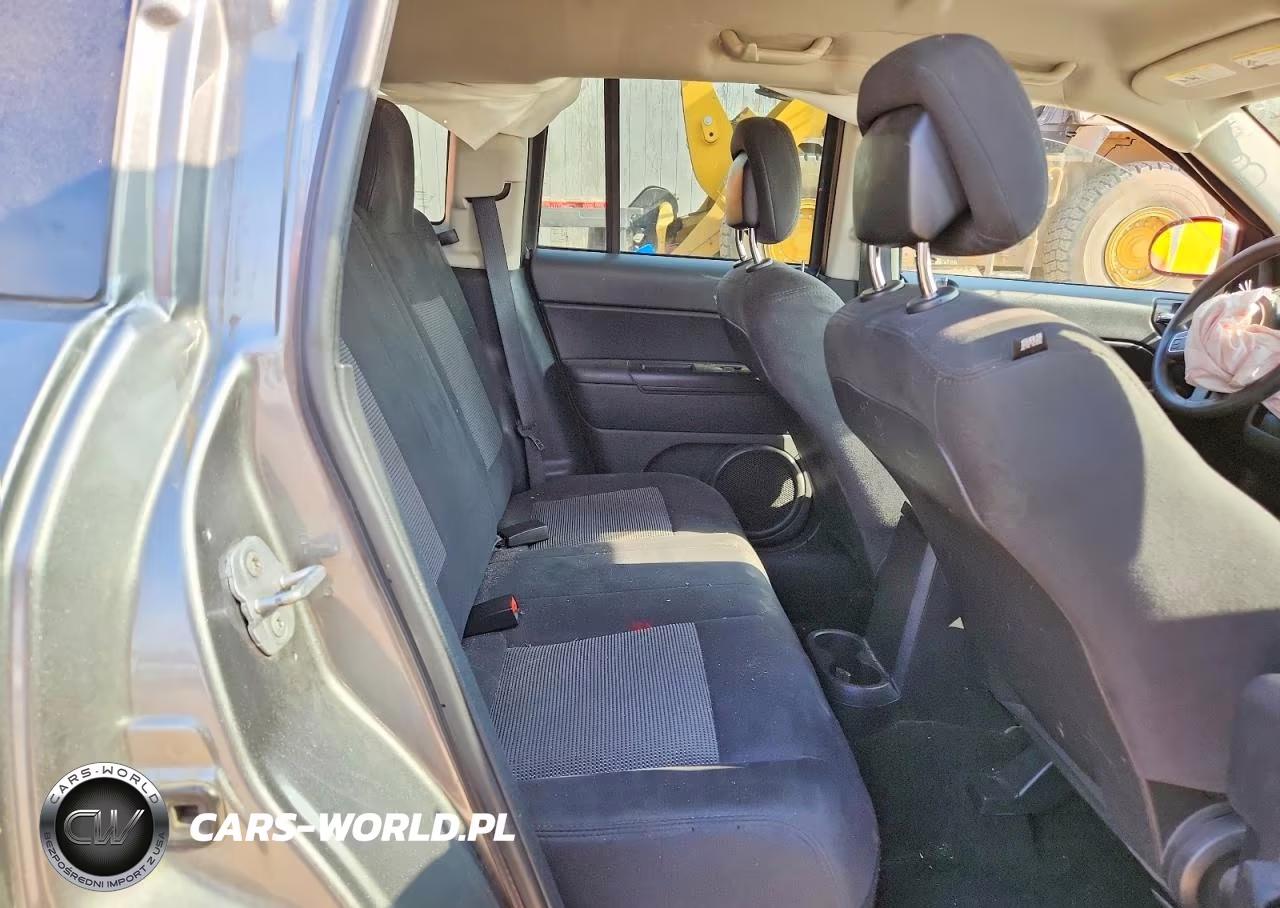 2011 Jeep Compass Sport VIN:1J4NF1FB6BD218226 - 11