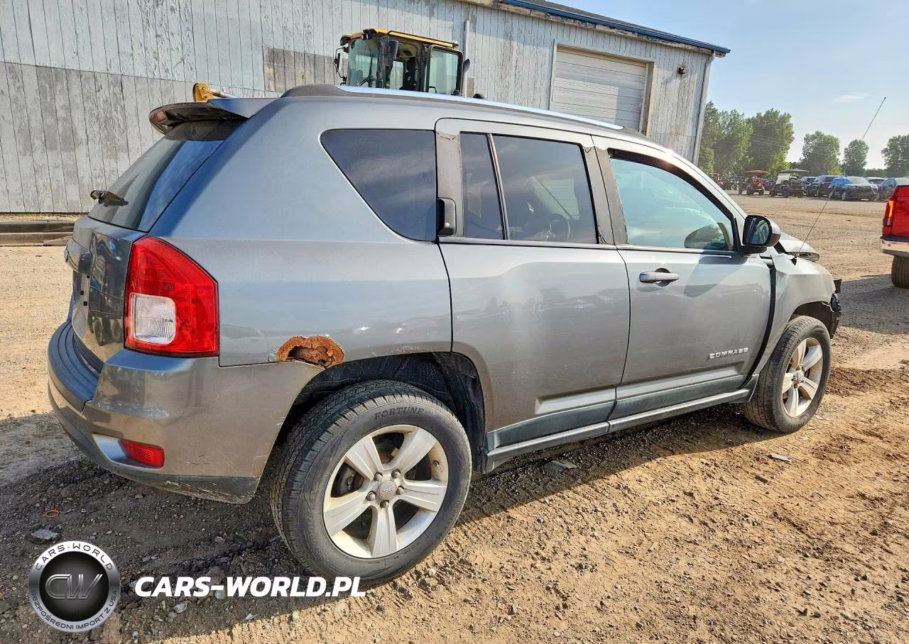2011 Jeep Compass Sport VIN:1J4NF1FB6BD218226 - 3