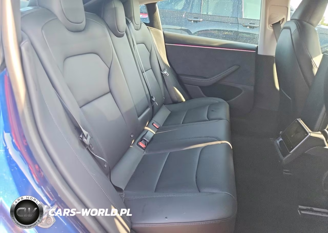 2024 Tesla Model 3 VIN:5YJ3E1EB5RF718575 - 10