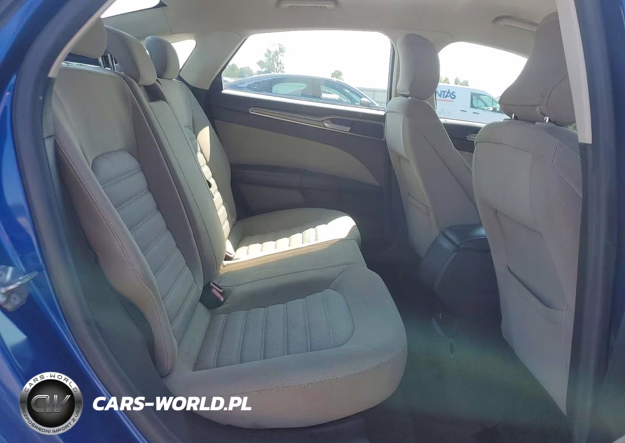 2017 Ford Fusion S VIN:3FA6P0G77HR320670 - 10