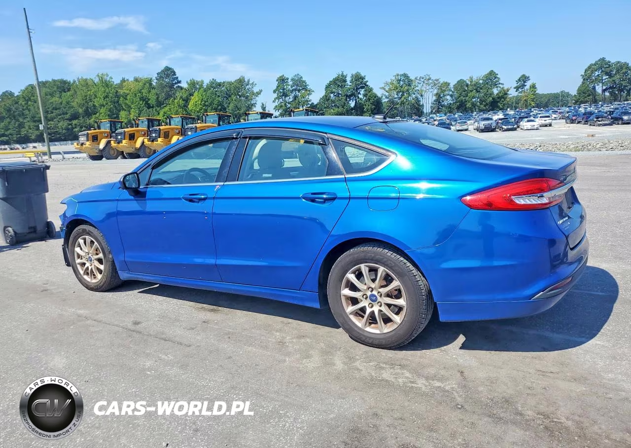 2017 Ford Fusion S VIN:3FA6P0G77HR320670 - 2