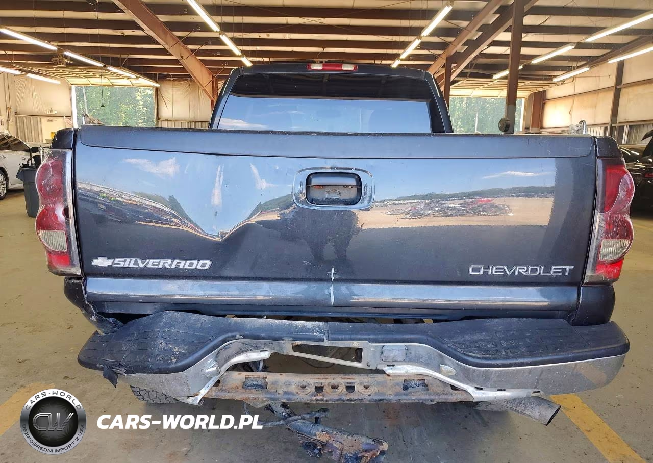 2005 Chevrolet Silverado K2500 Heavy Duty VIN:1GCHK29U95E181849 - 6